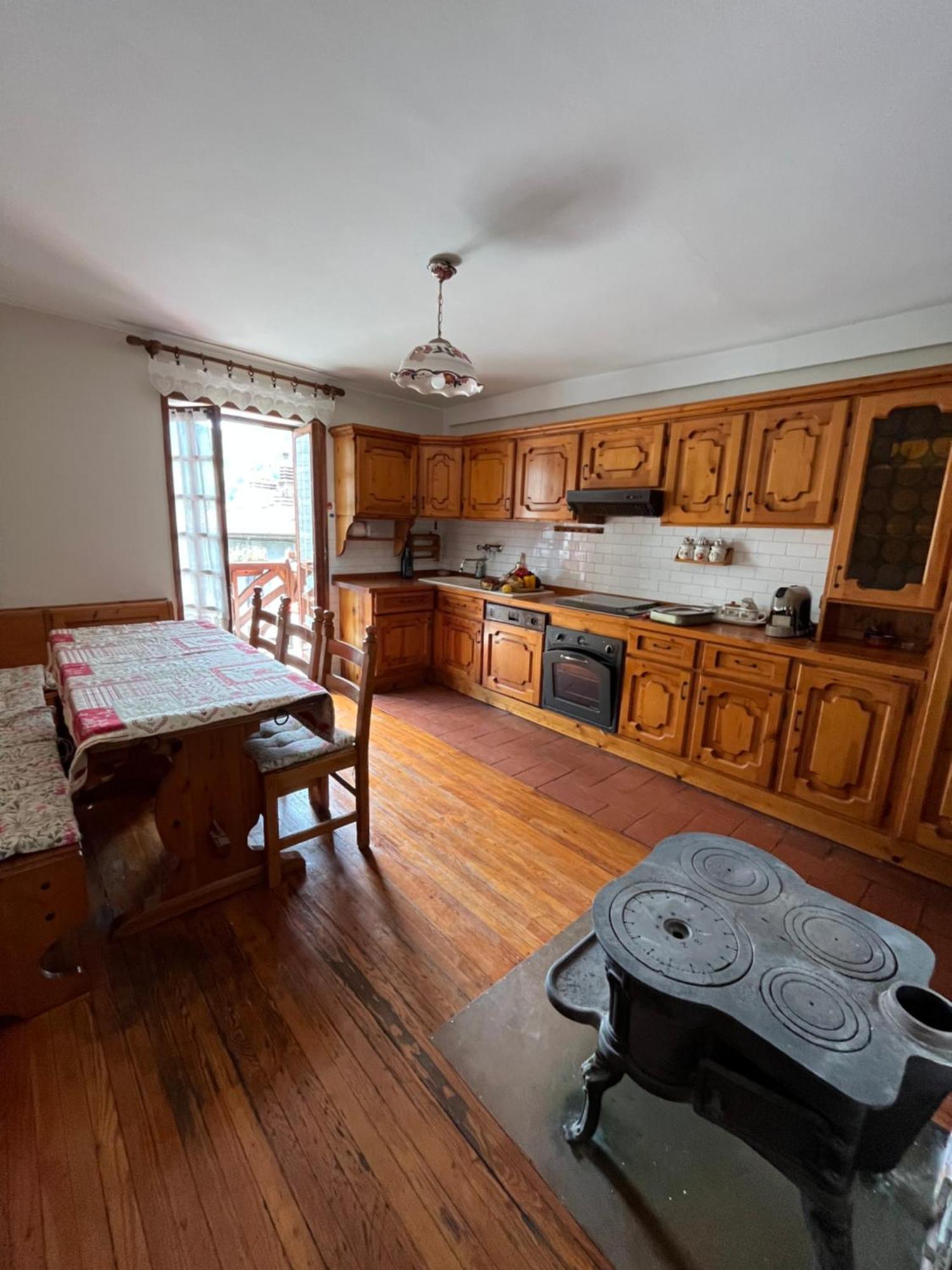 Stone House Viu - Location Blue Apartment Luaran gambar